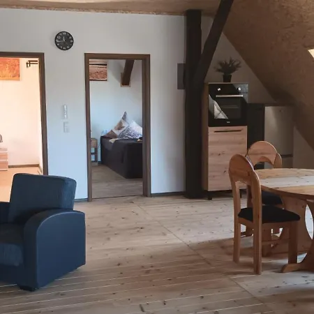 Haus Beim Schloss アパート *