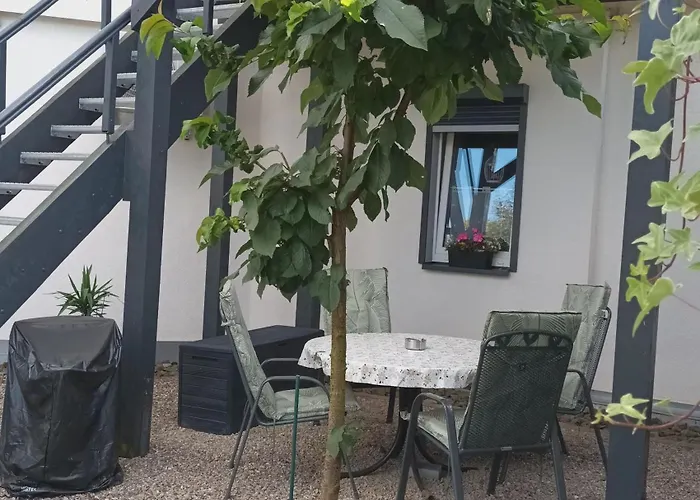 Haus Beim Schloss Lägenhet